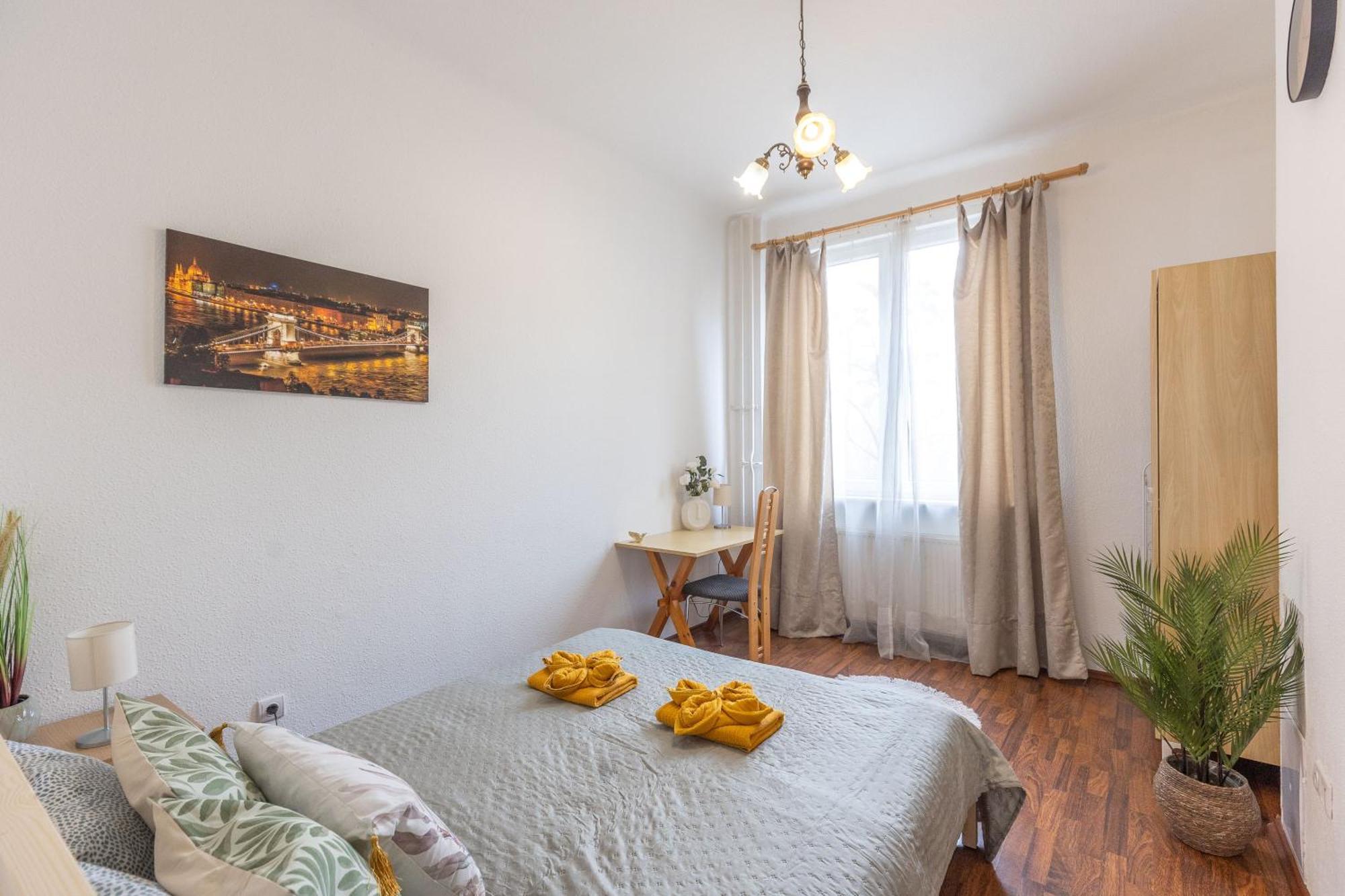 Riverside Balcony Apartment With View To Danube 부다페스트 외부 사진